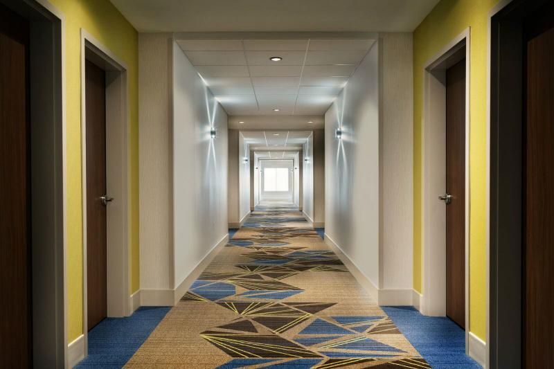Holiday Inn Express & Suites Wilmington West - Medical Park By Ihg Exterior foto